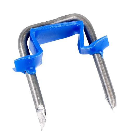 71hFeptyIlL._SX522_.jpg Gardner Bender MSI-200JT Insulated Metal Staple, ½, Secures: NM Electrical Cable, BX, MC, AC, and UF Cable, 200 Pack, Blue - Image 1